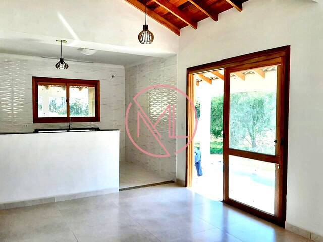 #178 - Casa em condomínio para Venda em Porangaba - SP