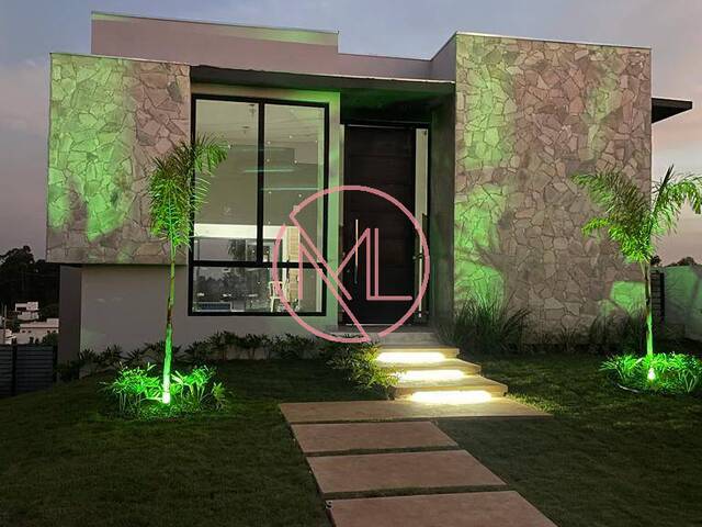 #181 - Casa em condomínio para Venda em Porangaba - SP