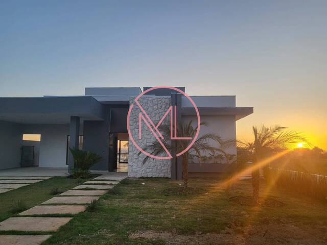 #185 - Casa para Venda em Porangaba - SP - 1