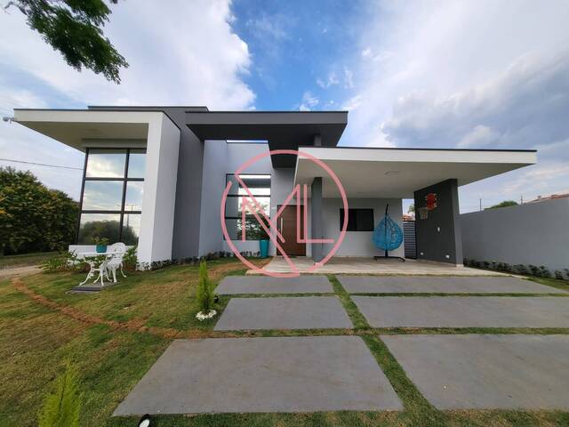 Venda em Condomínio Ninho Verde I - Porangaba