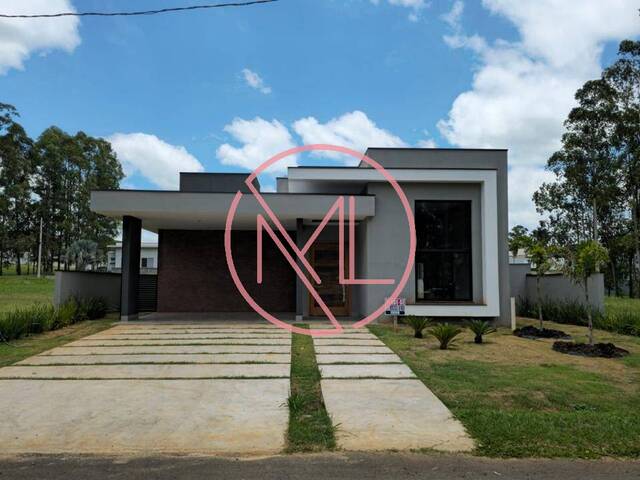 #209 - Casa em condomínio para Venda em Porangaba - SP