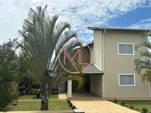 #220 - Casa em condomínio para Venda em Porangaba - SP