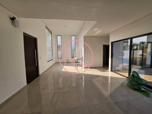 #230 - Casa em condomínio para Venda em Porangaba - SP - 2