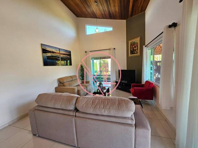 #241 - Casa em condomínio para Venda em Porangaba - SP